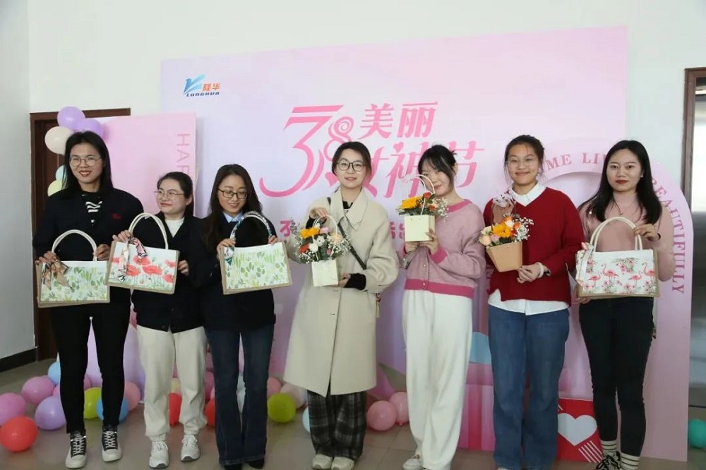 巧手女神，美丽绽放—— db真人旗舰科技集团组织在洛各公司开展“三八”妇女节活动